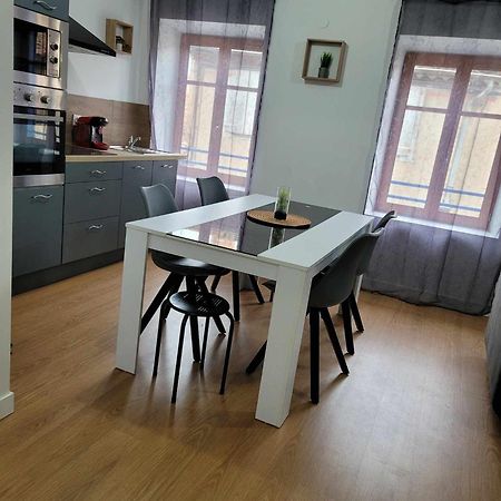 Charmant T3 Avec Terrasse Carcassonne Eksteriør bilde