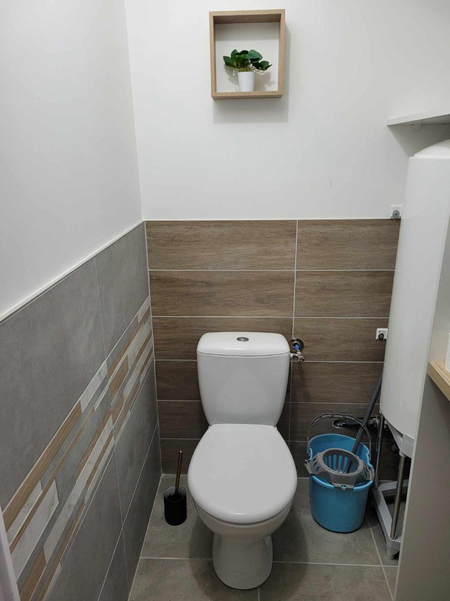 Charmant T3 Avec Terrasse Carcassonne Eksteriør bilde